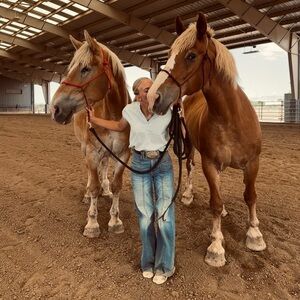 Meet your Posher, Josie